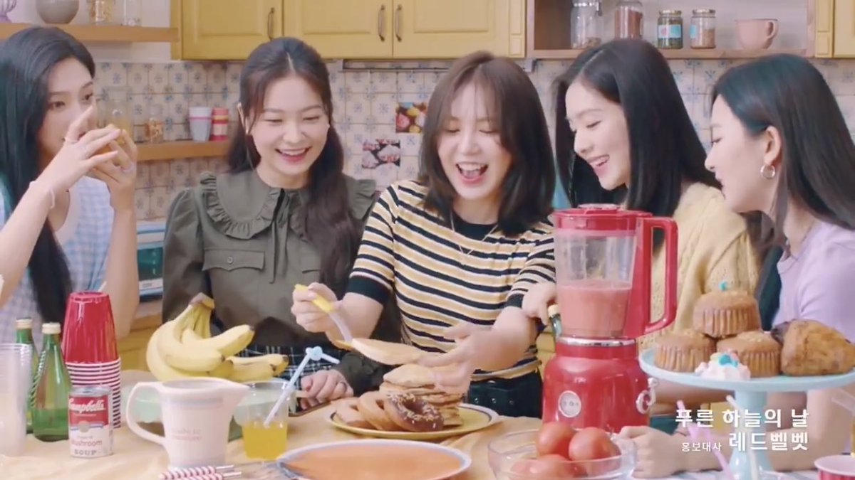 moomusician's tweet photo. Chef wan https://t.co/SUM6b8Yww7