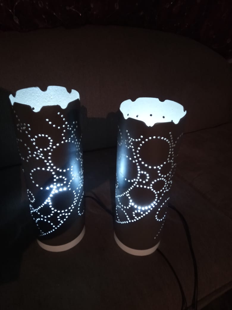 Forathecraftsm1's tweet photo. I craft and sell side bulbs and side lamps. I deliver nationally. 1 side lamp is R90 but 2 are R169.90. For further queries please DM me or WhatsApp on 0839263836

#clicksmustfall https://t.co/coarLvK0LE