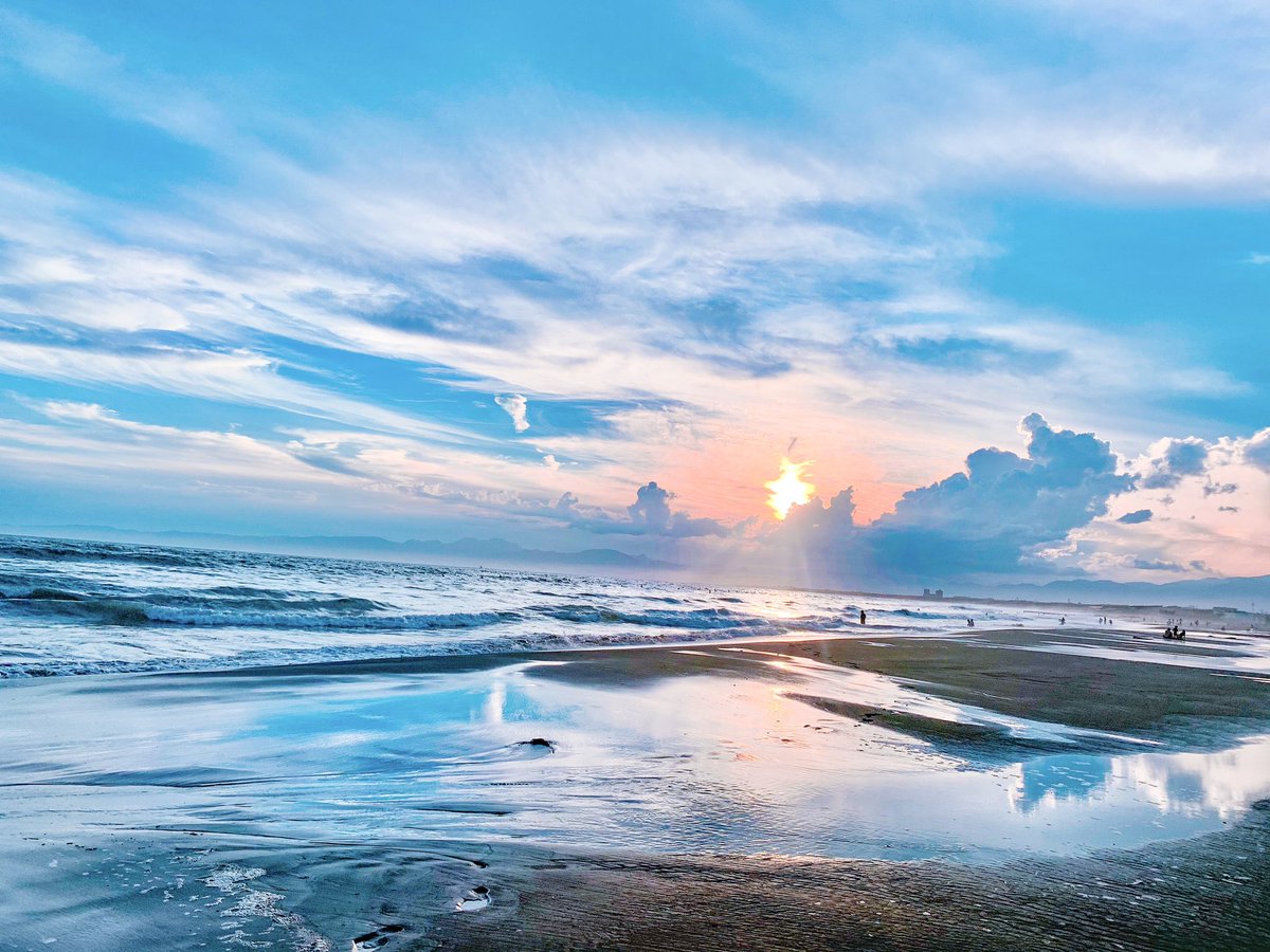 scenery cloud outdoors sky reflection no humans water  illustration images