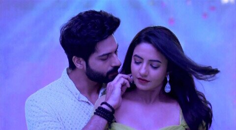 Qristin48569890's tweet photo. #Sukor ❤❤❤ @veejay_k @meera1611 #ReCastMeejay https://t.co/aYYj2pee15