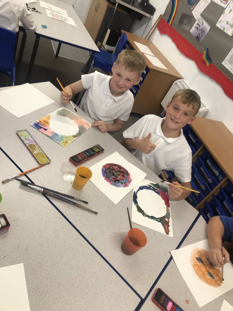 MrsGandMrsC's tweet photo. Willow class enjoyed a creative art lesson this afternoon, inspired by a book called ‘The Dot’ by @peterhreynolds A wonderful book of self discovery 😊 #art #successfromwithin #selfsatisfaction #proudteacher #happychildren https://t.co/nFOxywSKDW