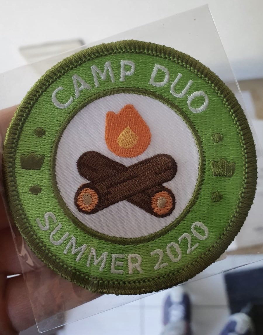 vroni_rh's tweet photo. It finally arrived 😍😍
Thank you so much @duolingo 
#campduo was super fun :)
I can’t wait to participate next year ✨ https://t.co/rkD1BFLb12