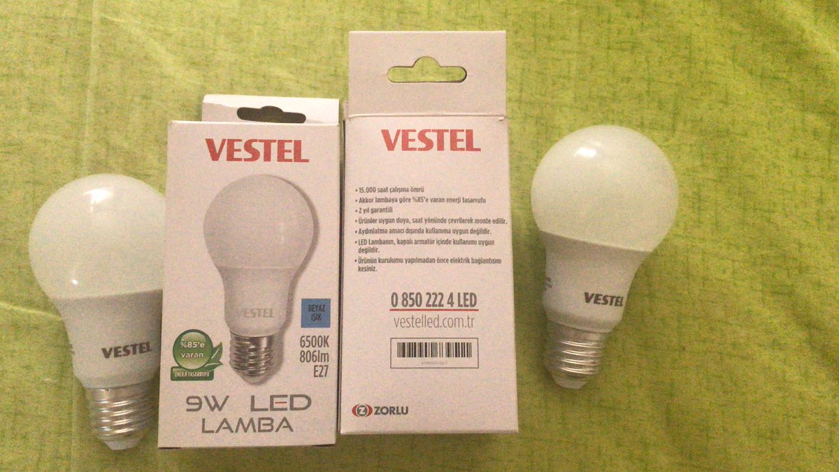 Merhabalar, yaklaşık 6 ay önce aldığım led ampuller şu an çalışmamakta. 15.000 saat çalışma ömrü olan bir lamba günde 14 saat çalışsa bile 1000 gün eder. Bu işte bir yanlışlık var! <a href="/A101iletisim/">A101İletişim</a> <a href="/Vestel/">Vestel</a>
