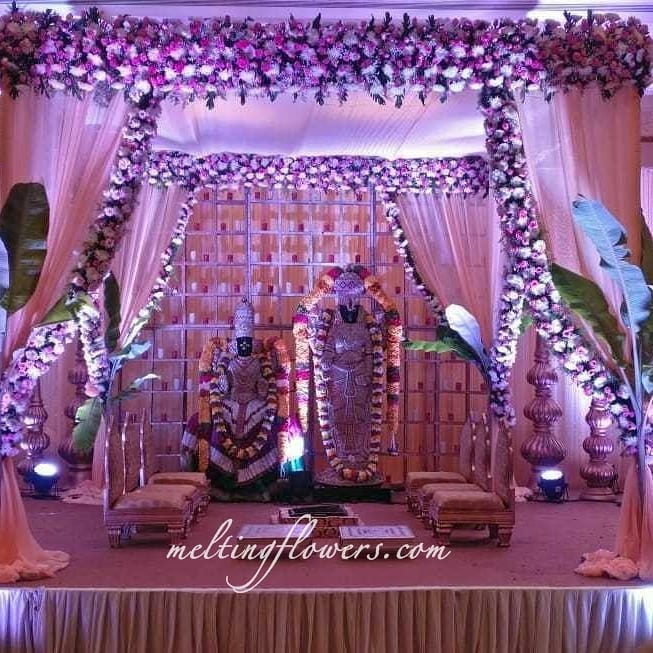meltingflowers's tweet photo. Decor at Leela Palace for a Wedding Reception.

Call us on 7687008700 for booking and lighten up your event!
.
.

#Covid19wedding #Covid19WeddingDecor #Covid19FlowerDecor #Covid19Weddings #Covind19EventDecor #LatestTheme #TrendingWeddingTheme #WeddingInBangalore https://t.co/6LZwchSaUk