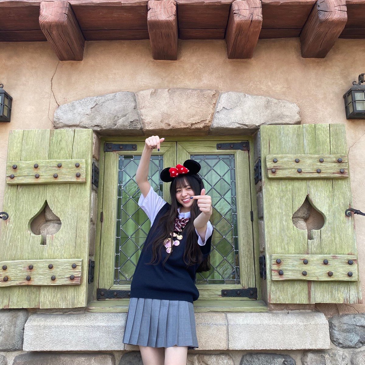 吉田伶香 ちょっと前に制服ディズニーでljk満喫してきました お友達とリンクコーデしたり準備からとても楽しくってあっという間でした 残り少ない高校生活いっぱい思い出作りたいなあ ディズニー ディズニーランド