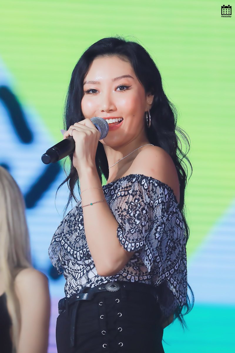 Hwasa_Day's tweet photo. 180707-대만 슈퍼콘서트
-

온 세상 귀여움이 다 어디갔나 했는데
#마마무 #화사 https://t.co/WdbtUnsU1d