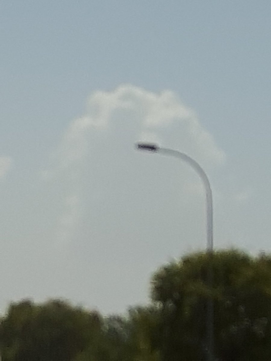 Weather15436375's tweet photo. تكونات صوب جبال صحم الان .. تصويري عبدالله العجمي https://t.co/AtqsD684Op