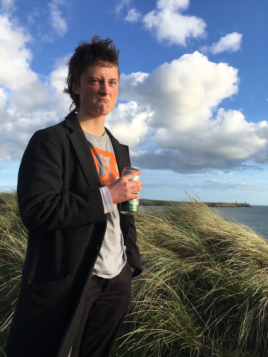 TheRealWha's tweet photo. On the beach https://t.co/unriNaqTxW