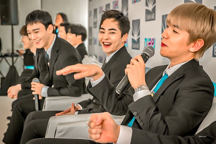 next1221_ofc's tweet photo. BANGGA BANGETTT GUE SAMA MEREKA 💟💟💟
#PowerEXO #EXOPower3rdAnniversary #ExolsGotPower #EXO @weareoneEXO https://t.co/RwfrYsOj8a