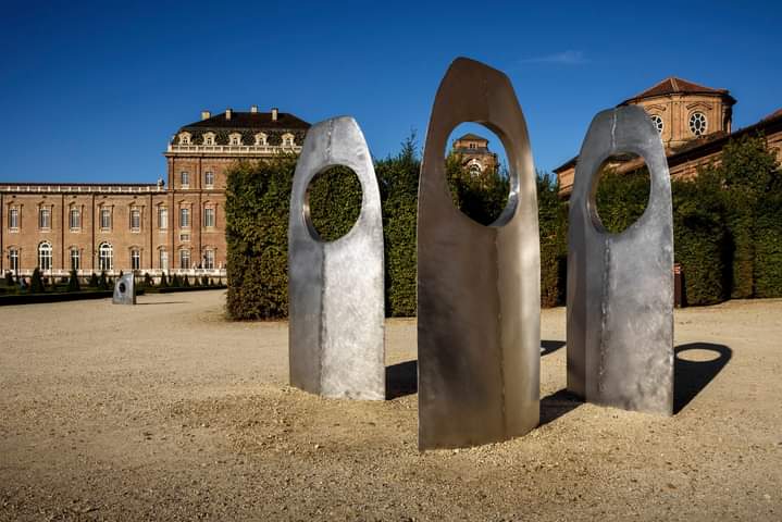 eventiphanes's tweet photo. #ArtSiteStory | ArtSiteFest 2019 “Luoghi dell'arte” è stato un percorso attraverso le espressioni dell'arte contemporanea in residenze e dimorestoriche, nei musei e musei d'impresa, luoghi non normalmentedestinati ad essa.
#ArtSiteFest #contemporaryart #sitespecific https://t.co/4dLLH3qHL4