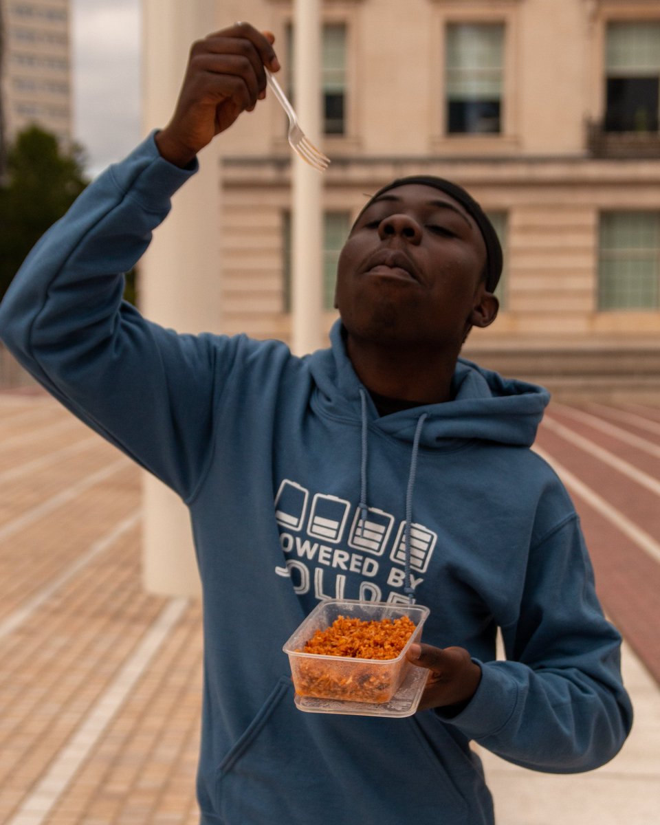 Happy #BlackPoundDay ✊🏿🖤 

Shout out to all my Kumericans🤧🇬🇭🇺🇲

Use UNKLEKWAMZ10 for 10% off purchases at everydayfroday.com