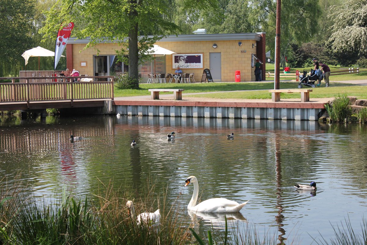 RunHelenLane's tweet image. Lots of runners doing Beacon #NotParkRun today #running #Runaround #Runstreak 36 #parkrun @UKRunChat @AndyLane27