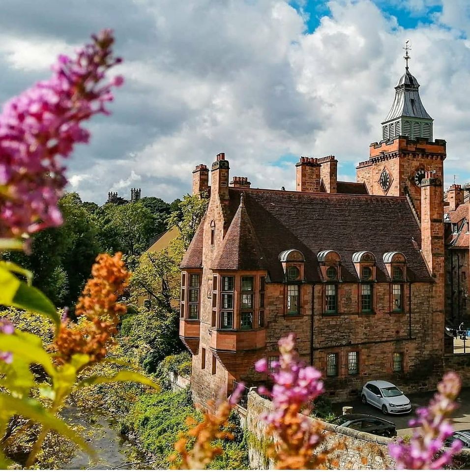 Dean Village, Just a 2 minute walk from our front door!

📸: Stella.sobola via Instagram.