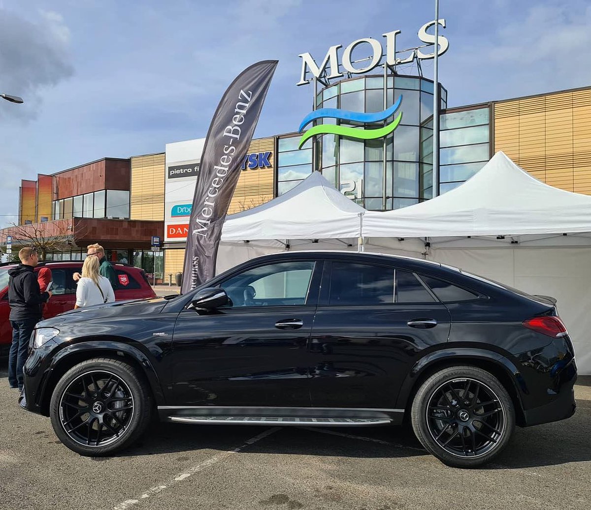 T/c MOLS tweet media