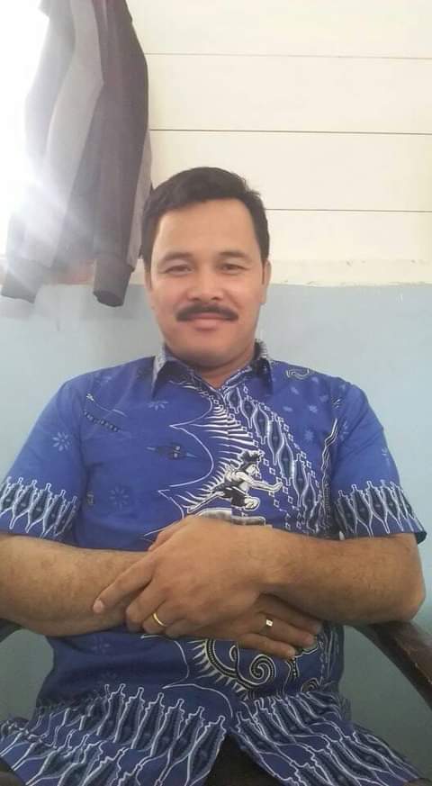 Mau banget kalau jadi bf nya
Nama fb ipong sudibyo