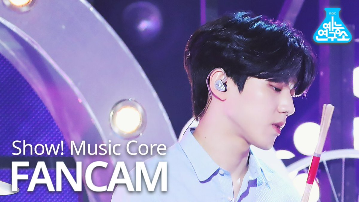 MBC_entertain's tweet image. 200905🔍 [예능연구소 세로캠]
#쇼음악중심 #음중 #데이식스 #DAY6 #Even_of_Day #파도가끝나는곳까지 #WhereTheSeaSleeps @day6official

#도운 ▶ youtu.be/Tqh9_gGqs0E
#원필 ▶ youtu.be/pgZhbKwaNIo
#YoungK ▶ youtu.be/WaAcIy_7XgA