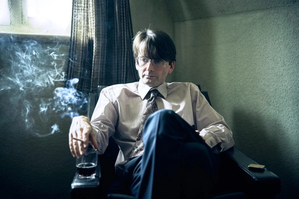 David_Tennant's tweet photo. Interview with #DavidTennant by The Times about #Des 

"Des isn’t a thriller. This isn’t Silence of the Lambs. This isn’t a whodunnit. It’s a warning. It’s a salutary tale of what human beings are capable of."

https://t.co/gKVm9mzzUa https://t.co/NBNKFGULSv