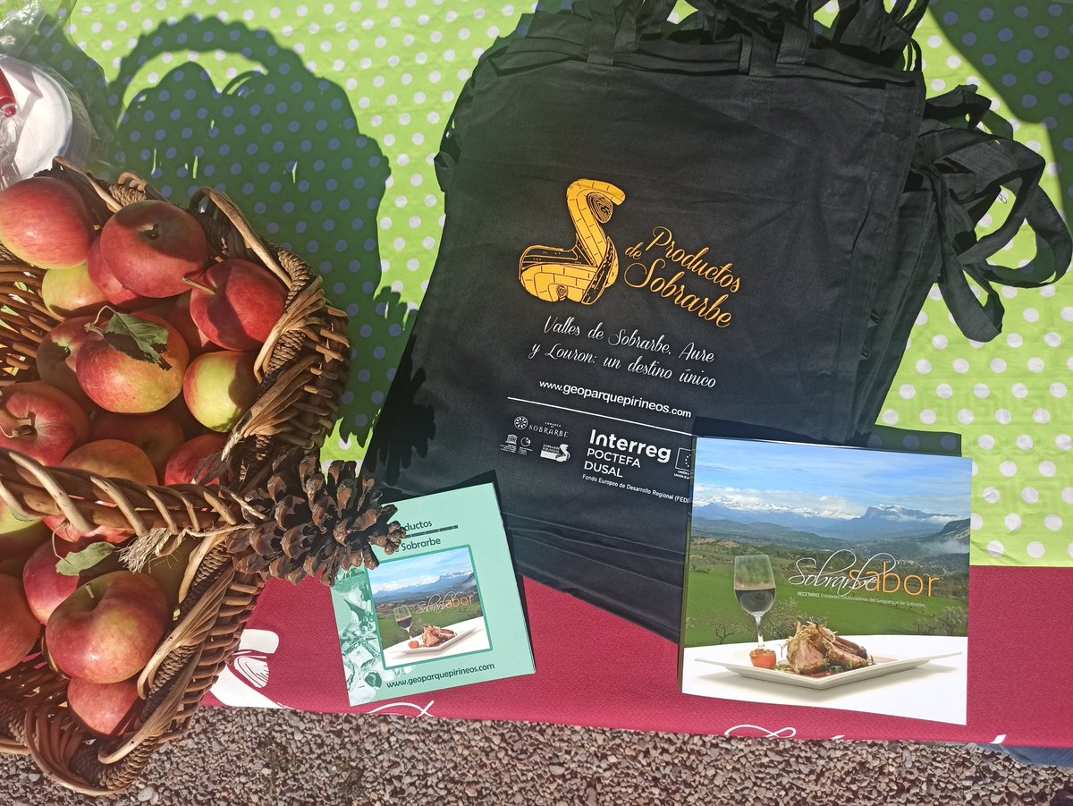 SobrarbeGeopark's tweet photo. XXXV Edición de la Expo Feria de Ainsa. Productos de calidad, artesanales y hecho con mucha dedicación y mimos se merecen un sitio en nuestras . Nuestros productores nos necesitan y nosotros a ellos !!! https://t.co/PxcYufO96y
