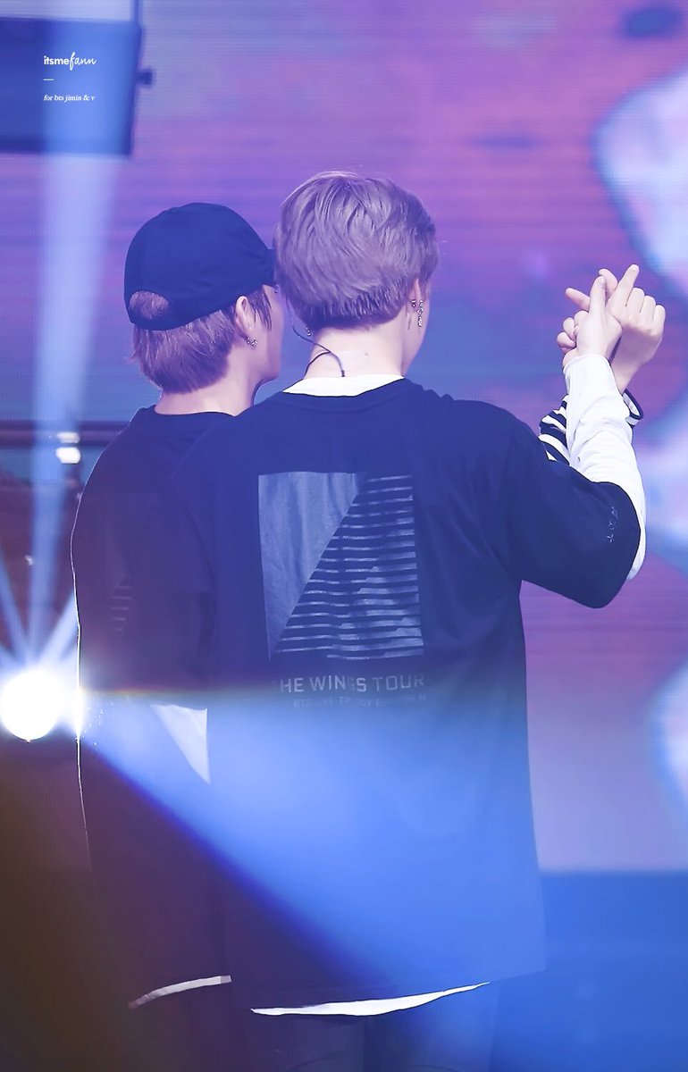 wing8sky's tweet photo. てひょん💜じみん
永遠のソウルメイト

#95Forever
#クオズの日 
#Happy95zDay
#JIMIN #TAEHYUNG 
#BTS  #BTSARMY https://t.co/kO2domLMRA