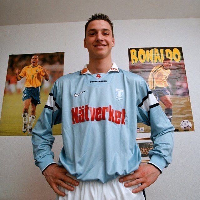 AccidentalP's tweet photo. “Zlatan, I’ll level with you, I’m scared...” https://t.co/6B6W7TBorl