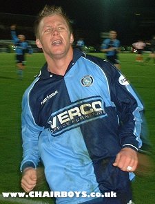 GasmanCOTN's tweet photo. 🦢Wycombe 🐝Brentford memories - December 2001
#wycombe #chairboys #BrentfordFC #BREWYC #FiveThree
📷me https://t.co/UmUSVxH6hE