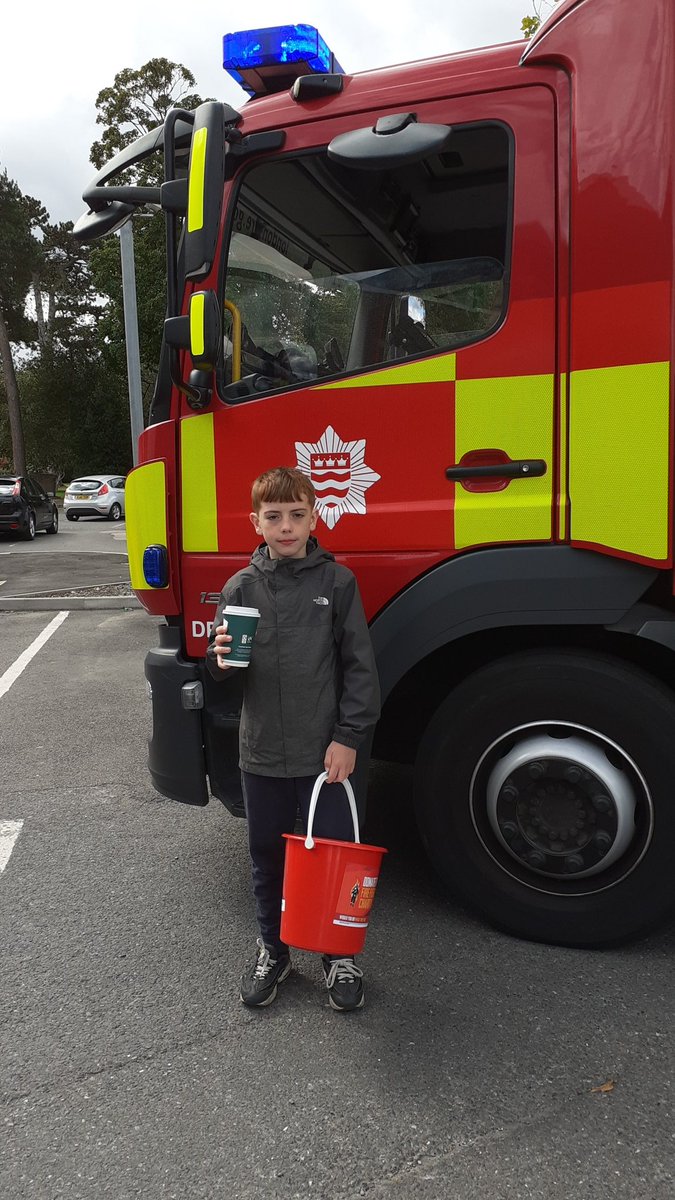 CommunitySidcup's tweet photo. At Morrisons Sidcup today.........

Sidcup fire station white watch raising money at Morrisons Sidcup car park!! For The Fire Fighters charity, which supports injured fighters and their family though difficult times.

Next event-5 Sept 
Come down and support https://t.co/UVQDjVeFmj