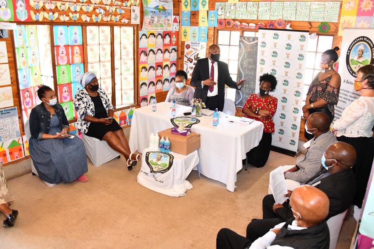 As the Champion for the Harry Gwala District Municipality, Minister Mthembu today visited the Sunflower Creighton Shelter for victims of Gender Based Violence.
#covid-19 
#StopGBV 
#DDM