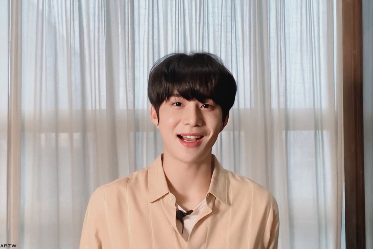 fangurlingmodex's tweet photo. WE ARE REALLY SEEING JUNGWOO IN THIS FIT OH MY GOD https://t.co/AeDdxDHNb3