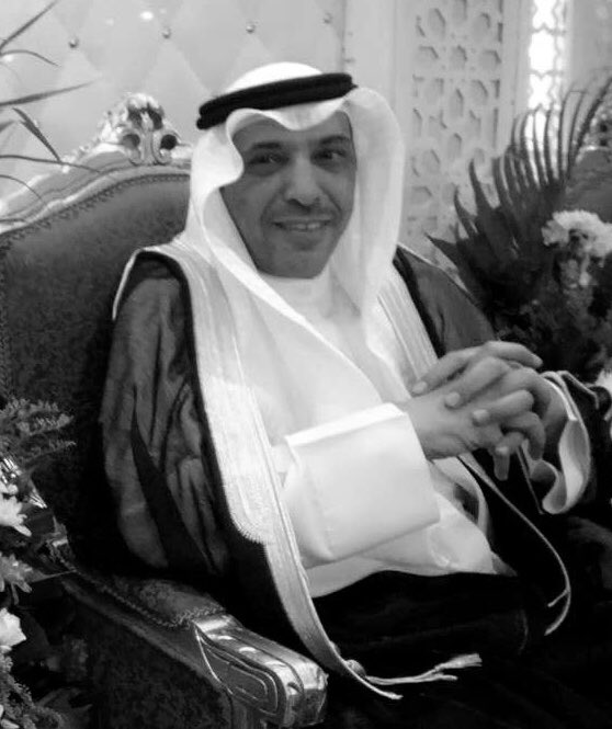 رحم الله ضحكات لا تُنسى وملامح لا تغيب عن البال وحديثاً اشتقنا لسماعه رحم الله كل روح غاليه تحت الثرى ..
#احمدمحمدالهواش