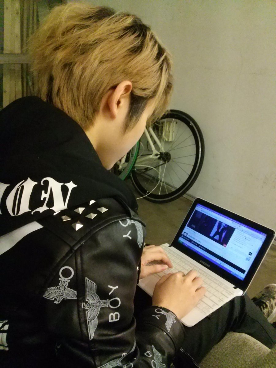 pocketwz's tweet photo. ⛓⚒◾️⚫️🖤💻⛓🎼♟🏁����‍☠️🖤⛓ https://t.co/ygKdXFmoOd