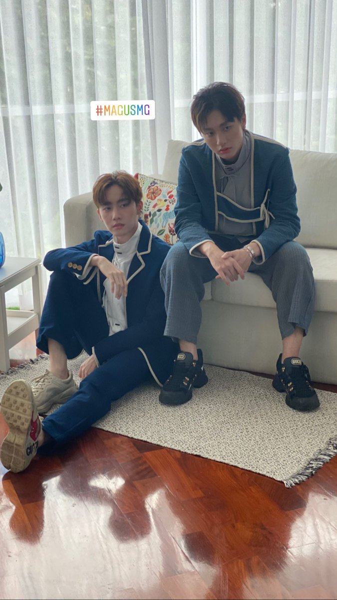 HoaMong80's tweet photo. I love you so much P'Kwang 😭😭😭
I like the oufit so much specially is Gun's.
Have a good day every one. I need to bearth now 😭😭😭
Cr P'Kwang IG
#KolbadentXMarkGun https://t.co/lGYw1t3E2x