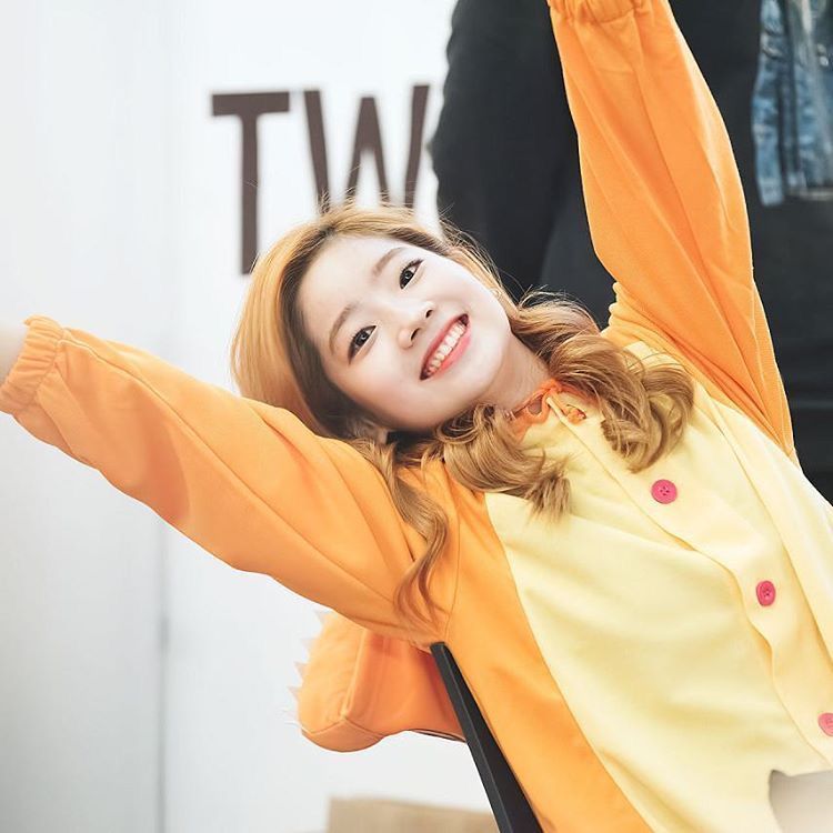 0195MXJISOO's tweet photo. β spreading love and cuteness while wearing pajamas!! π₯Ί β
#MDPajamaOOTN
#MDSoftVersion
#MDSweetSixteen
#TheAmazingWorldOfMyriad https://t.co/A7UwRNj9F2