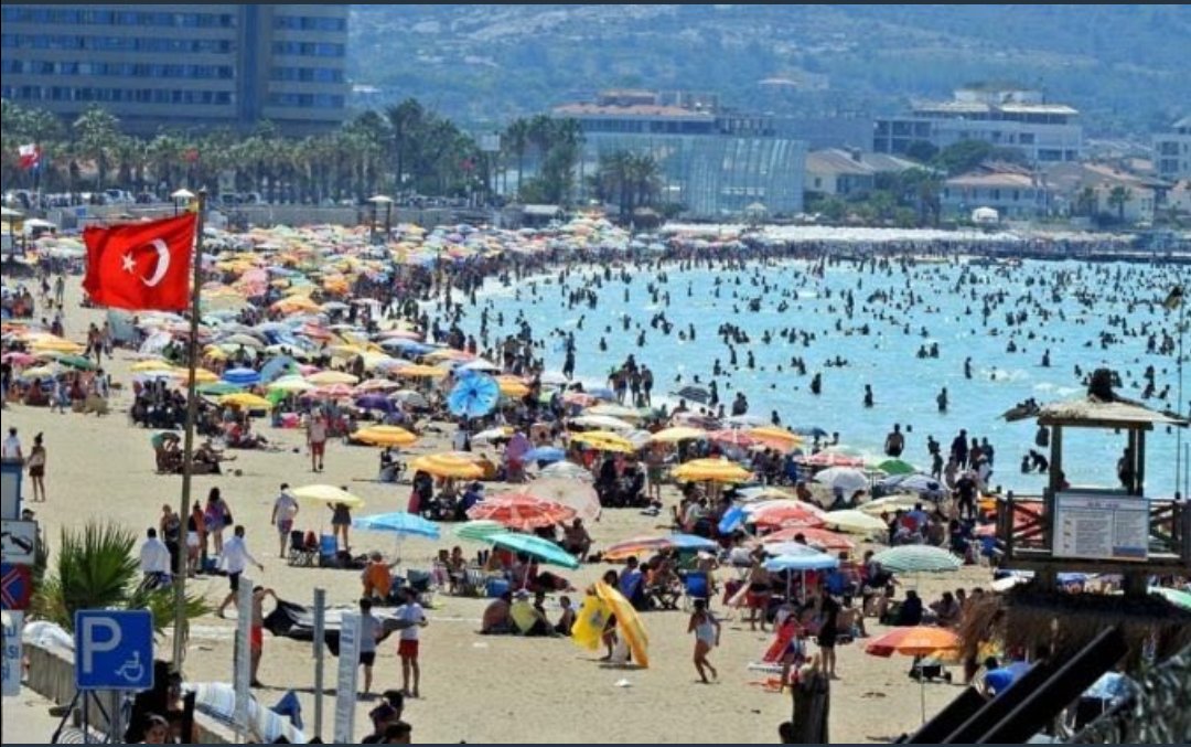 Doğru ya unutmuşuz corona sadece okullarda var!!!!
#onlineegitimistemiyoruz 
#okullaracılsın