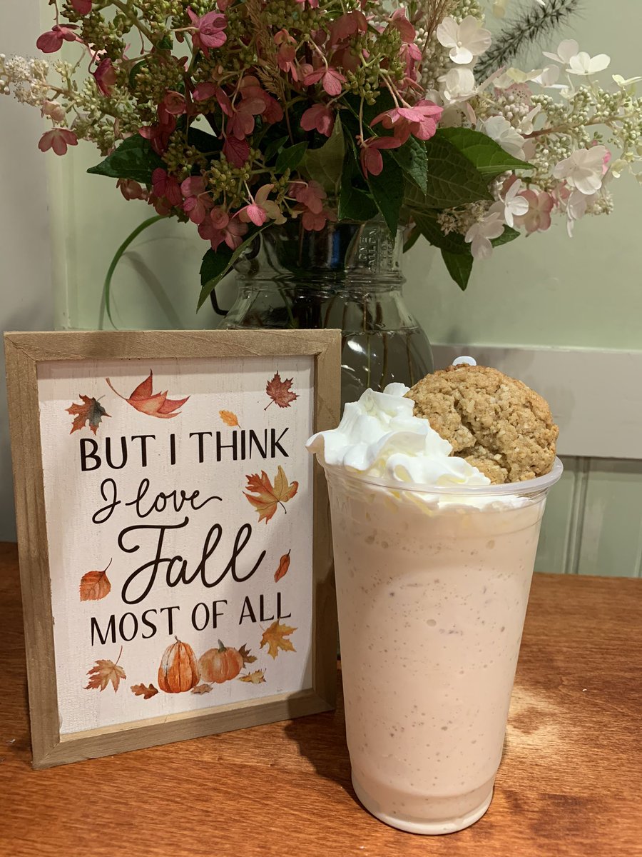 Few days late but we would certainly not skip a September Shake of the Month. Just in time for the holiday weekend! Oatmeal Crumble topped with a homemade oatmeal cookie!