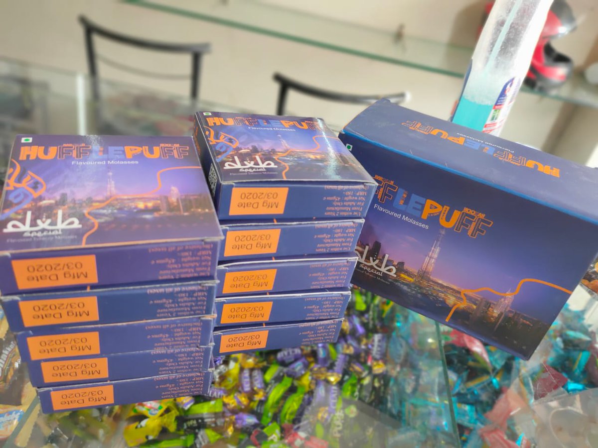 AkbarConfection's tweet photo. HufflePuff Dubai Special available at @AkbarConfection

📲 DM for price. 

#Hookah #Flavours #HookaFlavours #AlFakher #MrHookah #HufflePuff #Mint #DubaiSpecial #BrainFreez #SirCommissioner #HookahLover #Hukkah #FlavouredHookah #AkbarConfectionery https://t.co/LYdcE3vjdD