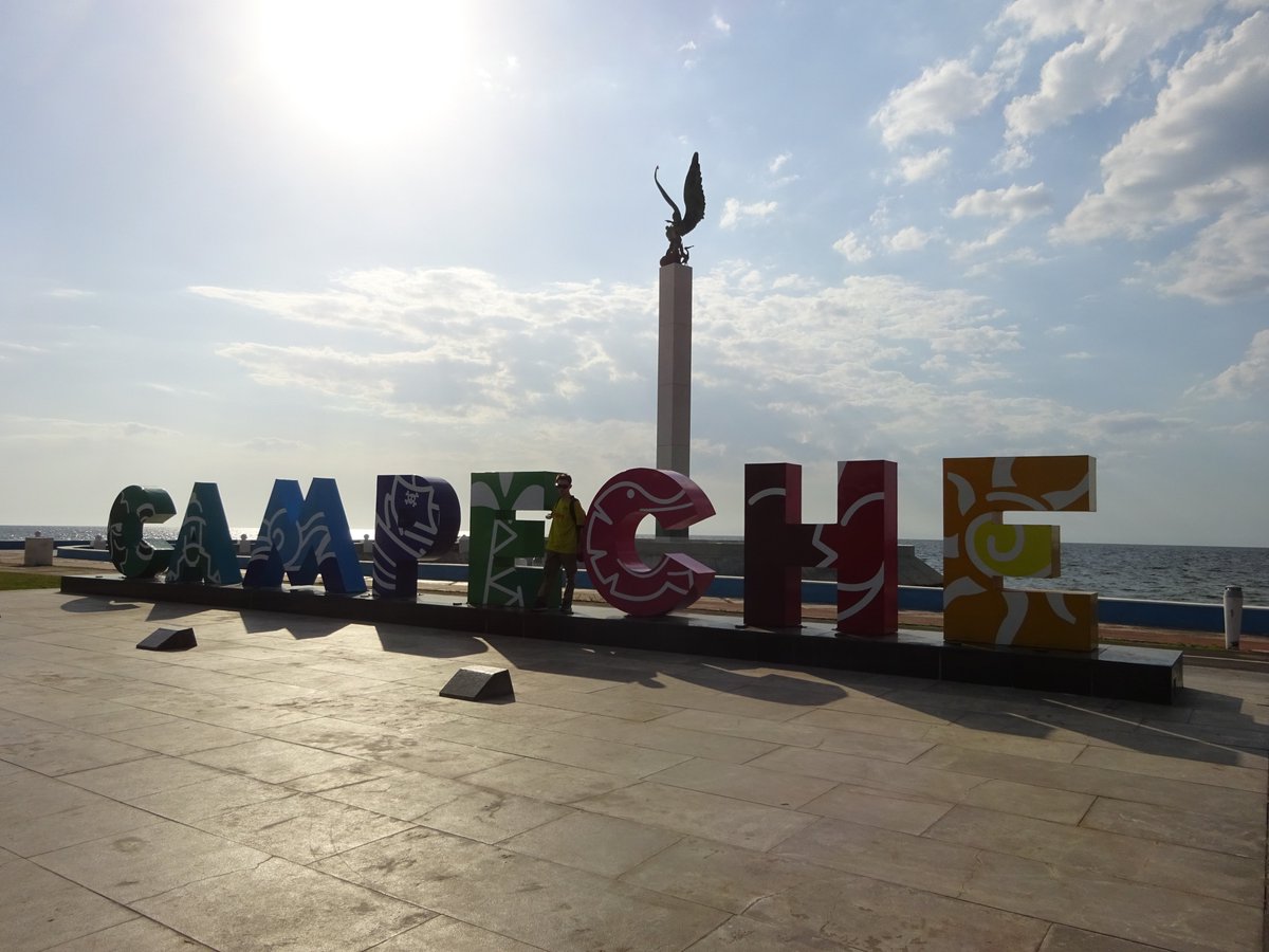 marcobuum's tweet photo. Campeche Malecón <3 https://t.co/emiId4VJ7N