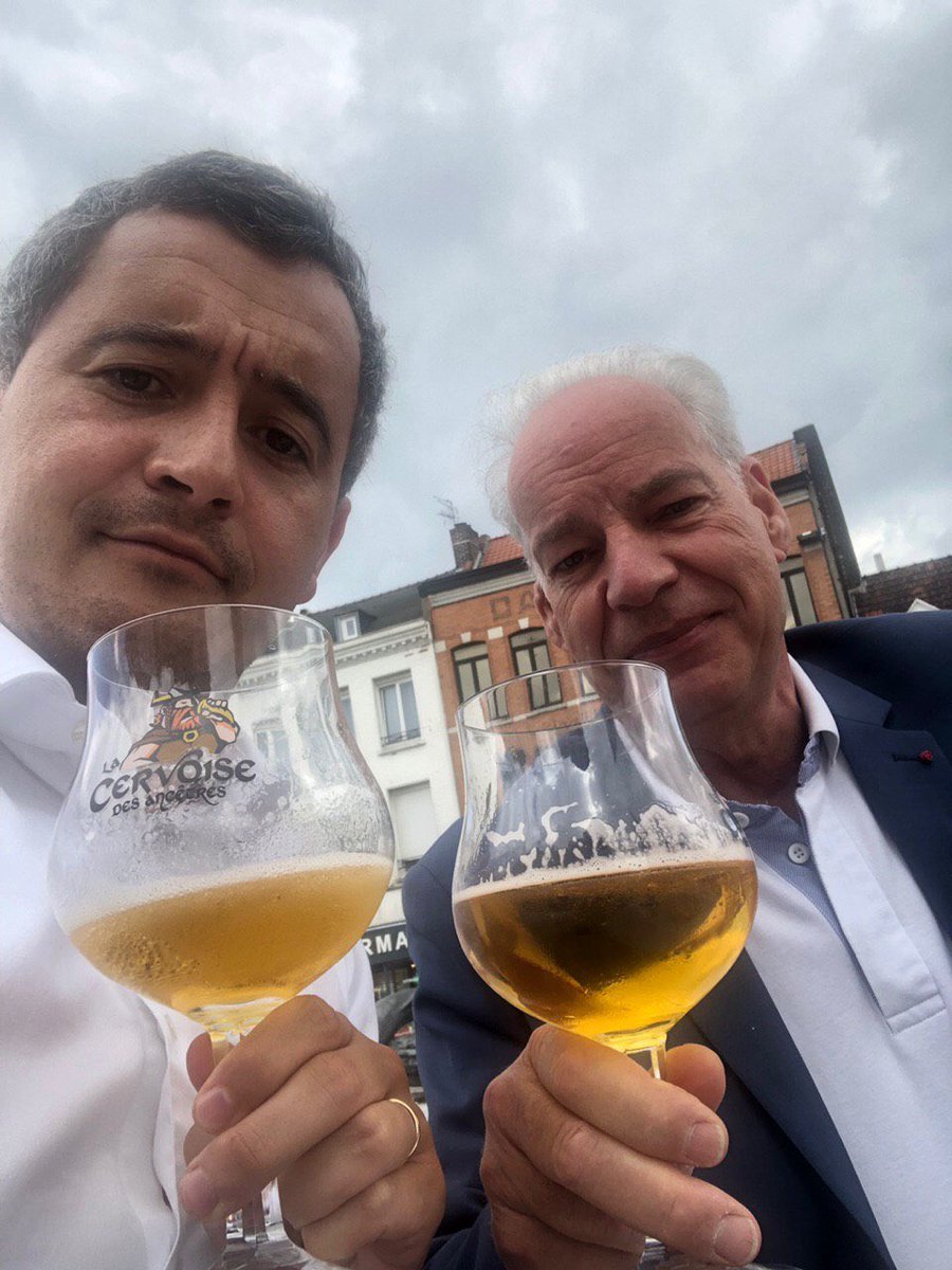 Gerald Darmanin On Twitter Discussion Chti Avec Mon Ami Alaingriset Ministre Des Commercants Et Des Pme Sur Le Marche De Tourcoing Avec Une Bonne Biere Du Nord A Consommer