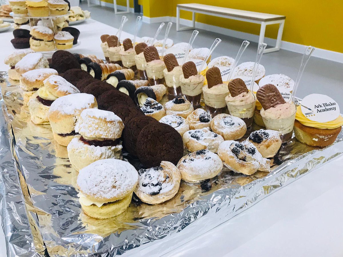 ArkBlake's tweet photo. The first of many #ArkBlake Socials. Celebrating the end of one week of successful CPD and coming together as a team before our #Year7 pupils arrive for #InductionDay on Monday 7th September @ArkSchools
#ArkBlakeAcademy 🖌#EastCroydon
#FoundingTeam #AfternoonTea
#TeaParty ☕🍰 https://t.co/T7mzEW29Lq