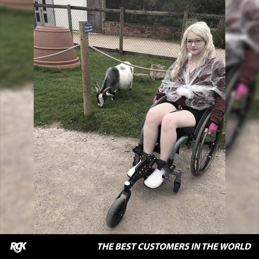 RGKWheelchairs's tweet image. Best Customers in the World - rainy day at the zoo!

#RGK #RGKWheelchairs #FrontWheel #outdoors #explore #adventure