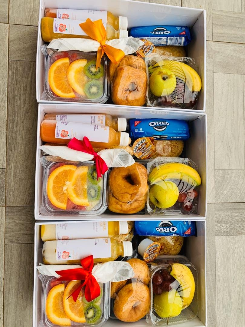 impressions_gh's tweet photo. Order your breakfast food basket for your loved ones on any day or on their special day.
Our baskets are made with love.
Contact us: 0245397553
#foodbasketsinghana #breakfastinghana #surprisegift #birthdaygiftinghana #giftshopinghana #giftshopinaccra #impressionsgift #gifts https://t.co/qg5VIA4OrY