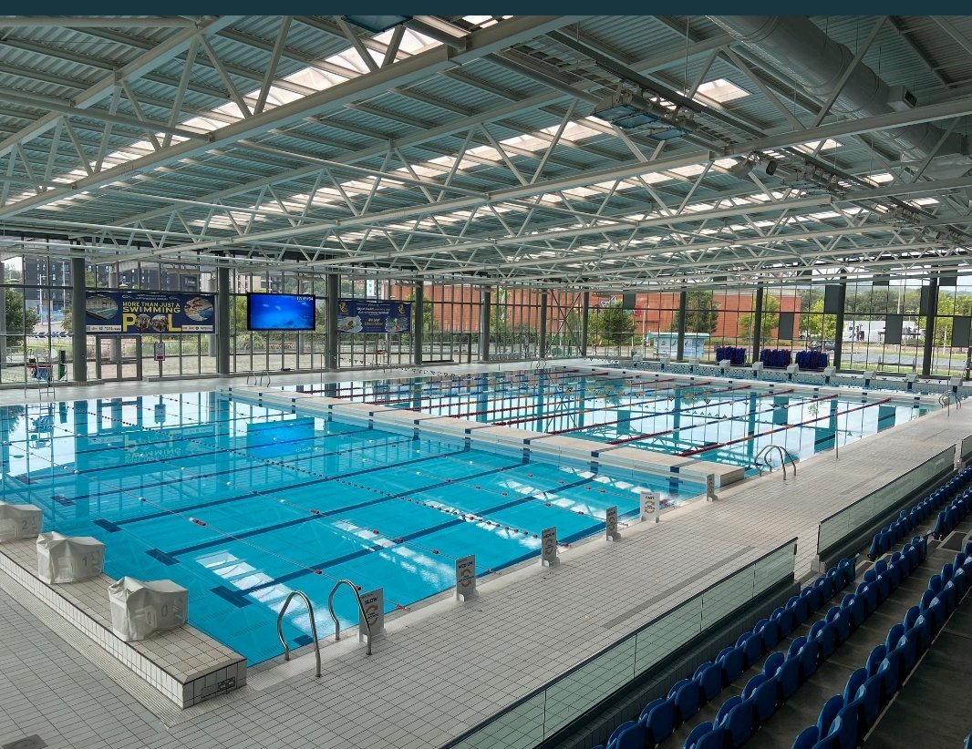slingy75's tweet photo. 1st pic @CardiffIntPool up to 20  lanes. 2nd pic @cardiffmet pool 4 lanes both have a max of 30 people @CardiffSwimClub should be allowed to increase numbers in a larger space, more space more capacity @dale_swim @GrahamWardell @vaughangething @WelshGovernment @SwimWales https://t.co/43Cwd2pz9Q