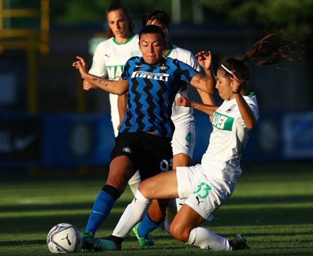 SoccerTimeFC's tweet photo. @10yorelirincon nuestra 10, ya se estrenó con @Inter, Vamos!! ⚽⚽ https://t.co/43jeJymcMK