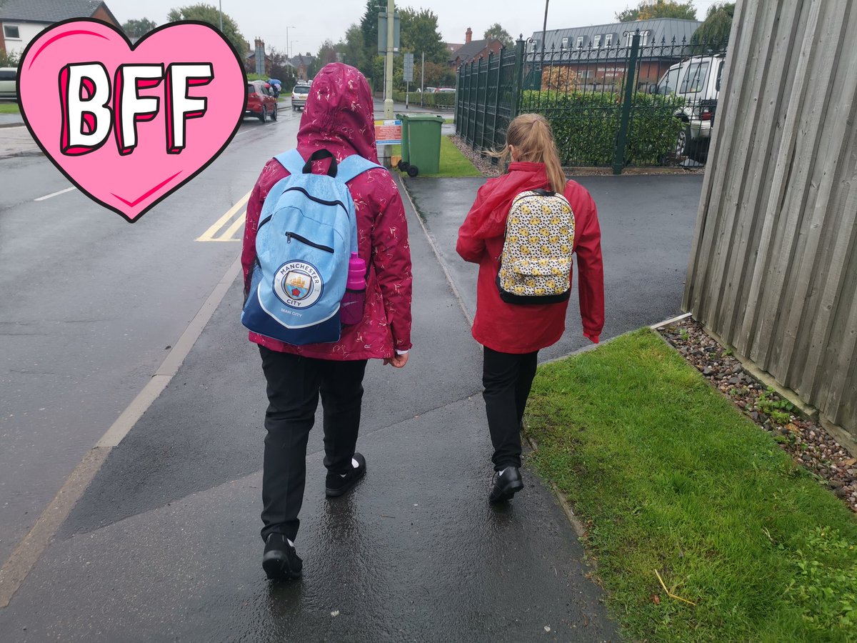 sarahmt7's tweet photo. ❤️ this photo of normalilty!! Chloe's beaming smile as she came out of class on Wednesday was priceless 😍 @MoorfieldPrim @Head_Moorfield thank you to you all for making a potentially anxious day back to normality, safe and so much fun!! #firstdayofschool #firstweekback #BFF #Y6 https://t.co/cCZLuXSQUE