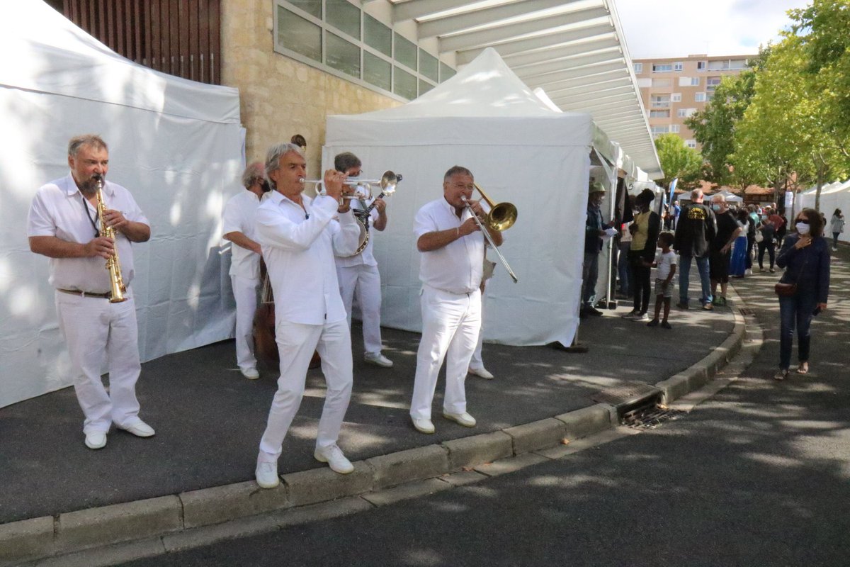 Conflans Hashtag On Twitter