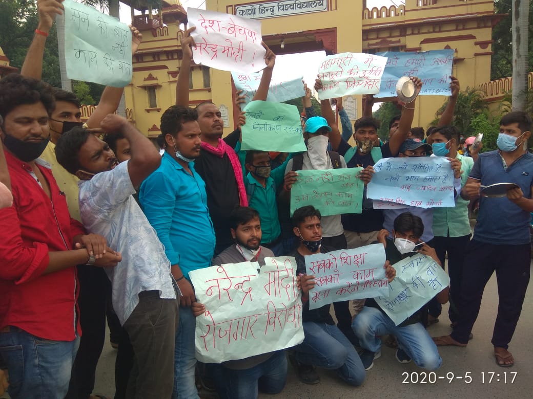 alok02dk's tweet photo. #5बजे5मिनिट https://t.co/LpAh7SIYqR