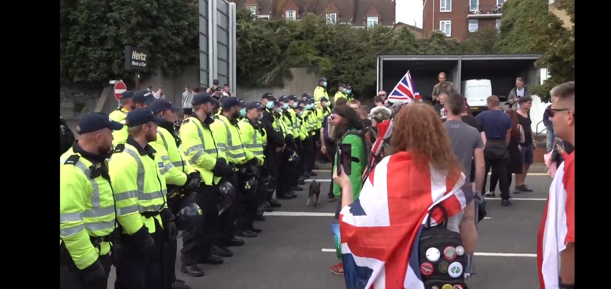 lienomail's tweet photo. Lines of police trying to intimidate the protestors in Dover. They are looking to start a violent reaction. https://t.co/IHlqASFdIS