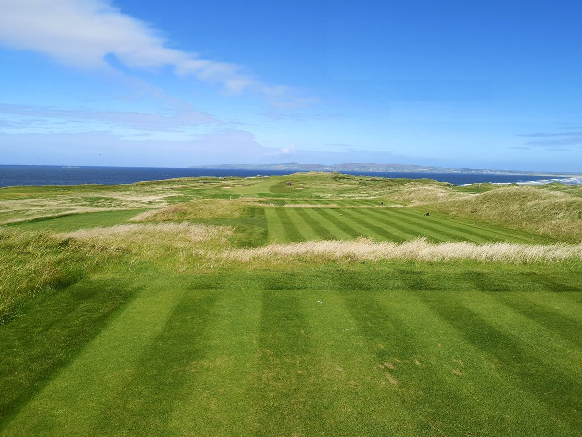 ProfileGavin's tweet image. Played the spectacular @traleegolflinks It was an absolute privilege. Incredible conditioning and definition throughout @LawlorColm. @TurfgrassC The front 9 improvements by @AtlanticGolfCo2 are excellent. Pure joy, cannot wait to play again