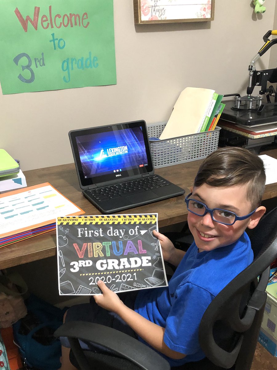 Third graders in LOOLA are off to a strong start! #mesHeart #StrongerTogether #virtual #onlinelearning  <a href="/Midway_Mustangs/">Midway Elementary</a> <a href="/LexingtonOne/">Lexington County School District One</a>