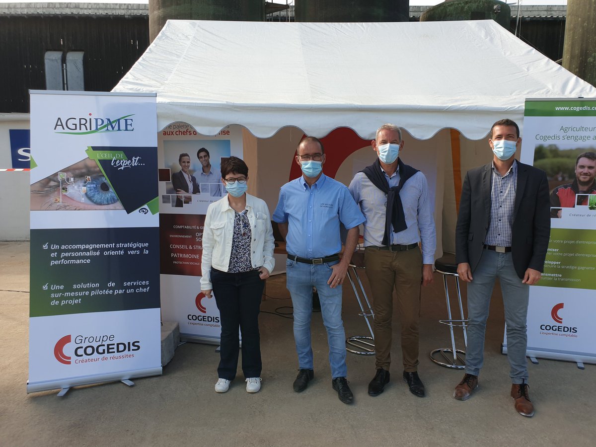 thomascogedis's tweet photo. Avec Erwan CALLE du groupe Agri Pme Kerollet à Arzal (56)
Béatrice RYO gestionnaire @Groupe_Cogedis suivi comptabilités Agri
Jean Pierre MOREAU directeur @AlteorS 
Dominique HINGANT chargé de proposer les différents services-prestations du @Groupe_Cogedis aux nouveaux clients https://t.co/8ra3vBN9hT