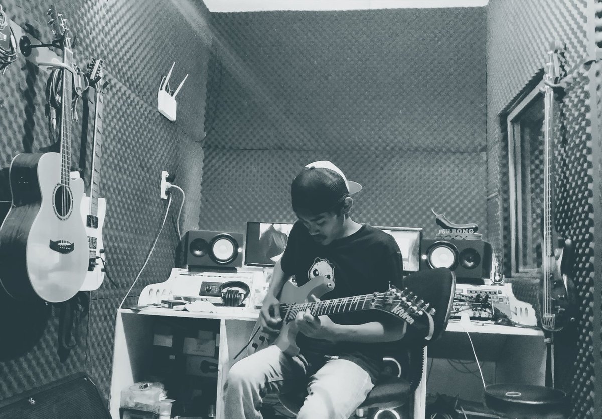 FGozinx's tweet image. Bermusik Sekuat Tenaga 😎